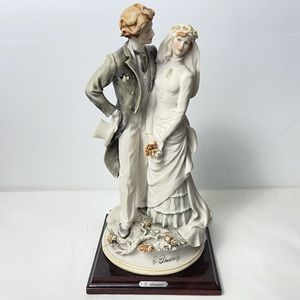 Capodimonte 1994 Giuseppe Armani BRIDE & GROOM